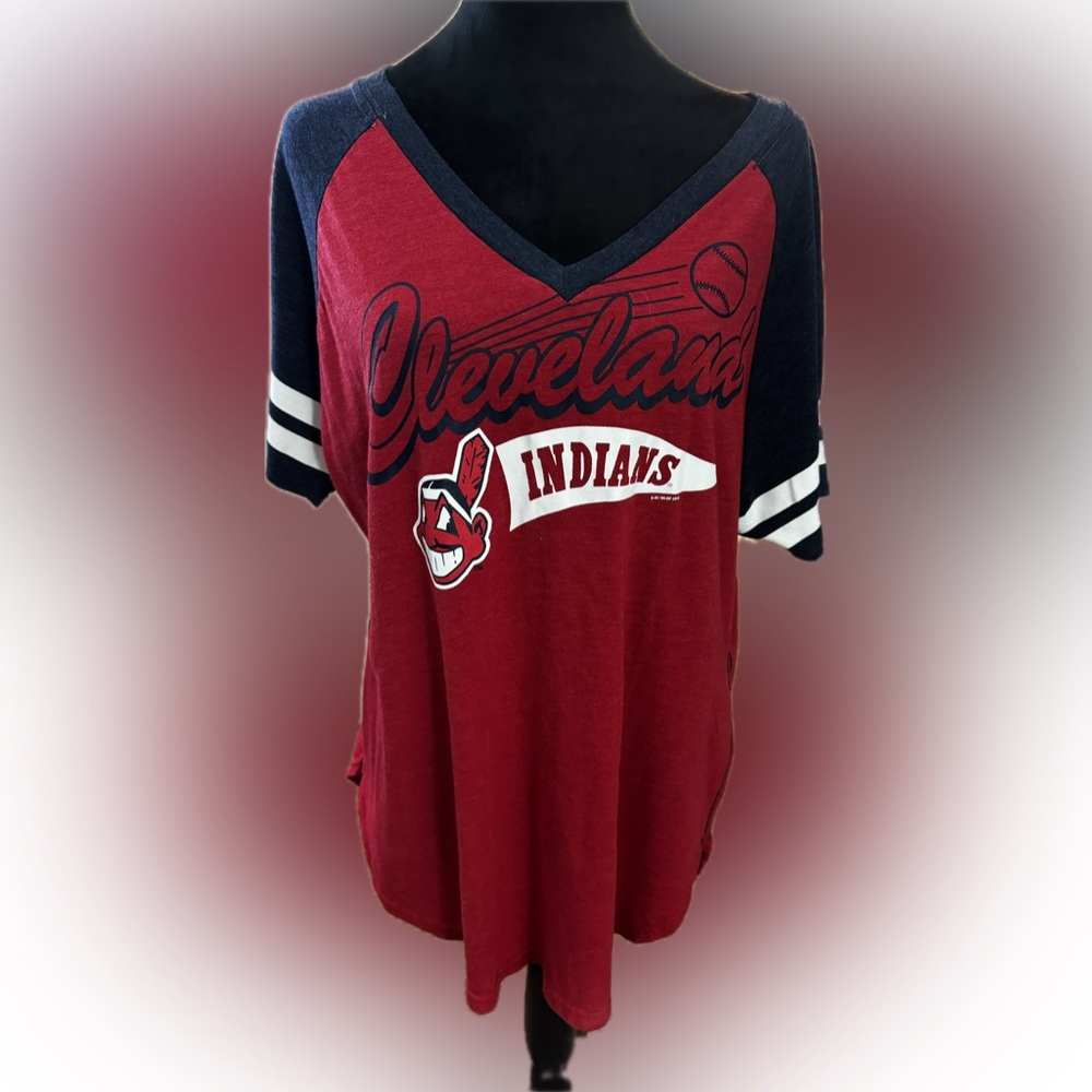 4Her by Carl Banks Cleveland Indians V-Neck Tee XL Red Navy NWT